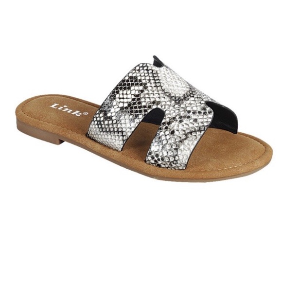 🐍Diamondback 🐍 snake print sandals - Picture 3 of 5